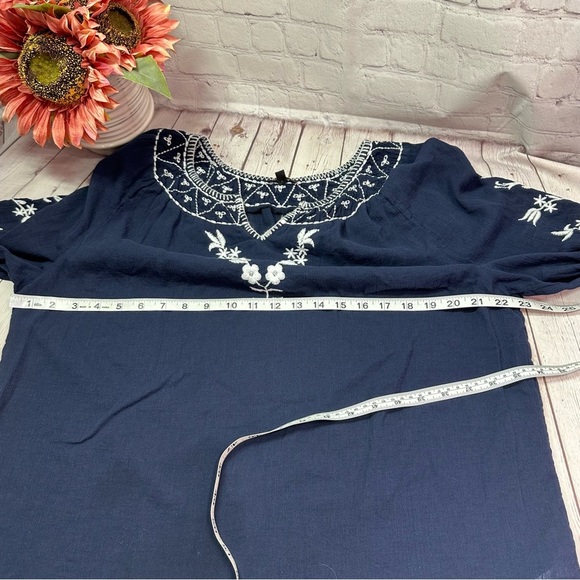 Talbots petite Navy peasant Blouse White Embroidery flowy nautical beach sz XLp - Picture 5 of 9